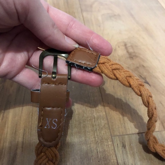Tan braided belt - Picture 3 of 3